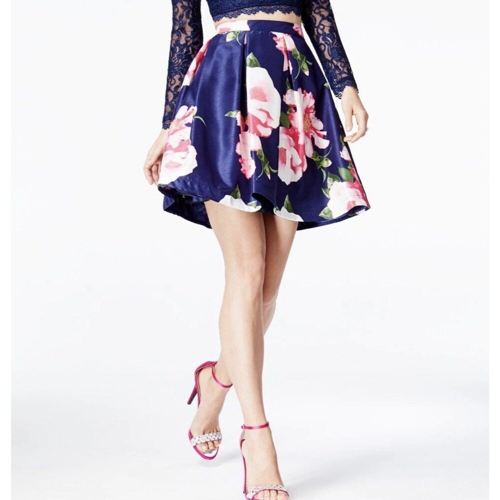 Sequin Hearts Fit & Flare Skirt Size 7 Navy Blue Floral Pleated Lined